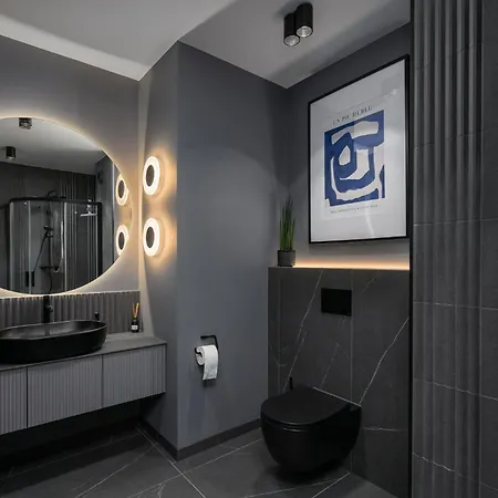 Apartment Nice View Apartment, Free Underground Parking, City Square 6 Min