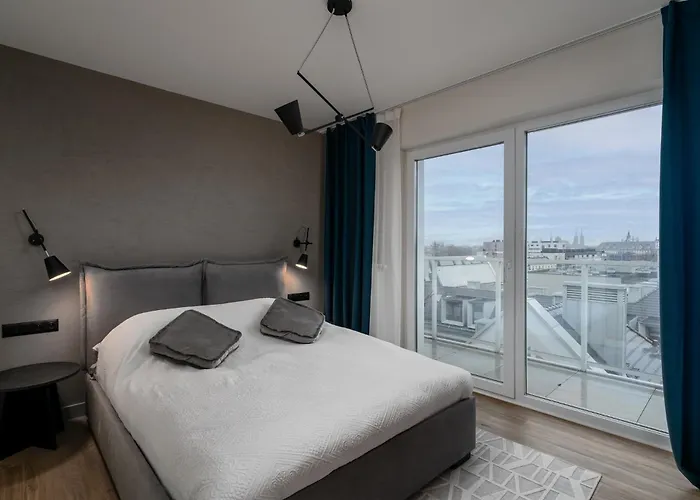 View Apartment, Free Underground Parking, Square 6 Min Διαμέρισμα